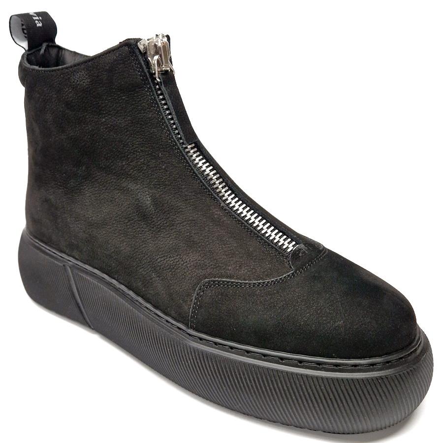 20250906_101850_resized